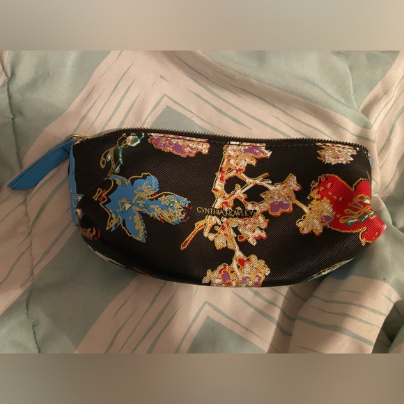 Cynthia Rowley Cosmetic pouch - Picture 2 of 3
